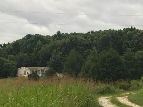 5100 Foundry Hill Rd, Puryear, TN 38251-3922