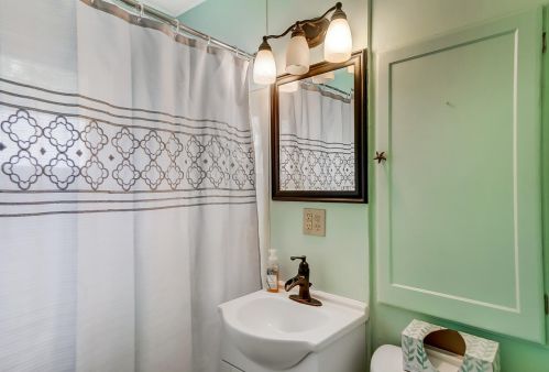 914 Barker Dr, Springfield OH 45505-2712 exterior