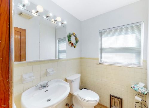 3406 Meadowlark Dr, Covington KY  41018-2608 exterior