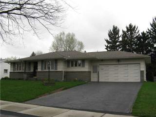 31 Twilight Dr, Rochester, NY 14617-5215