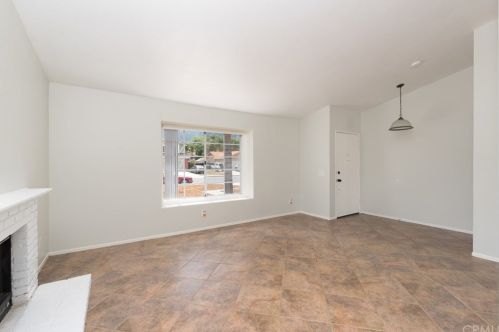 19298 Okeechobee Ln, Lake Elsinore, CA 92530-6311