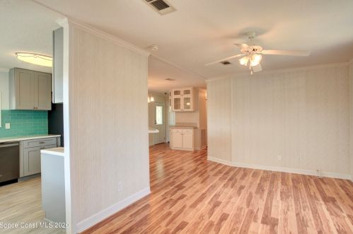 620 Puffin Dr, Sebastian FL  32976-7803 exterior