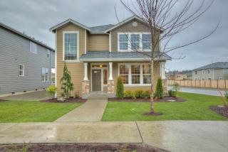 18438 97th Avenue Ct, Puyallup, WA 98375-6316