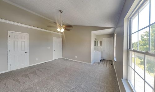 380 Thompson St, Pataskala OH  43062-9282 exterior