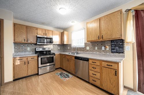 8311 Crete Ln, Blacklick OH  43004-8307 exterior