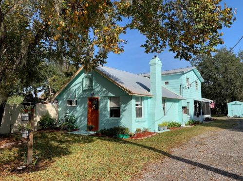 304 7th St, Ruskin, FL 33570-4232