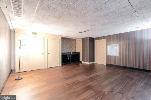 285-6 Chelsea Cir, Newtown Square PA  19073-2104 exterior