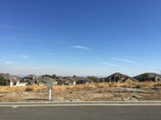 3902 48th Ave, Kennewick, WA 99337-2730