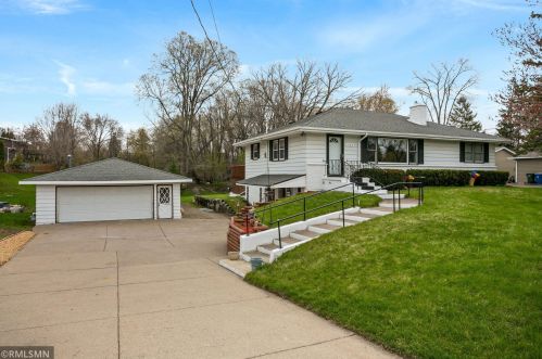 16810 County Road 6, Minneapolis, MN 55447-3039