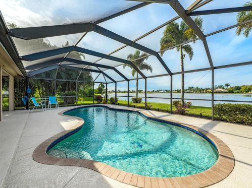 18001 Royal Tree Pkwy, Naples, FL 34114-8941