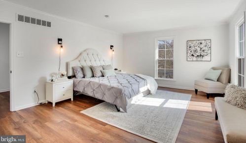 220 Hansell Rd, Newtown Square PA  19073-2509 exterior