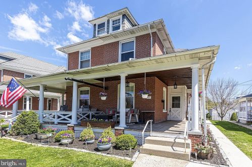 617 Derstine Ave, Lansdale PA 19446-3342 exterior