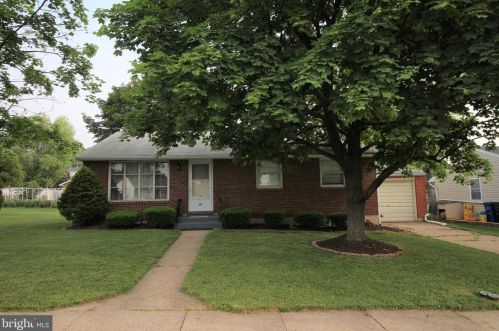 311 Miriam Ave, Dauberville, PA 19533-9509