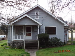 7129 Bentley Rd, Puyallup, WA 98371-4927