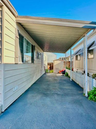 2150 Monterey Hwy, San Jose CA  95112-6016 exterior