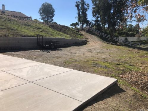 17430 7 Spg Way, Riverside CA 92504-9454 exterior