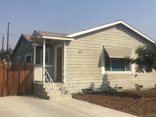 20674 Fowler Ave, Laton, CA