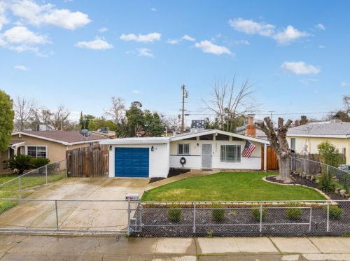 3832 El Oro St, North Highlands CA  95660-4815 exterior