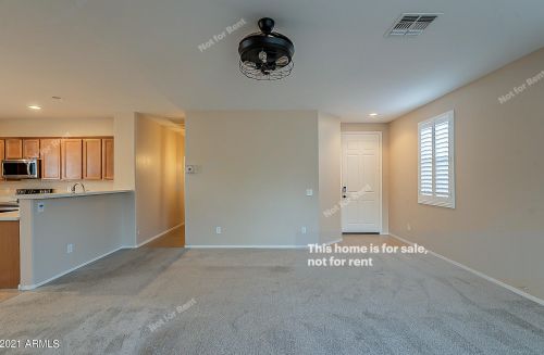 1377 Chestnut Ln, Gilbert AZ  85298-6844 exterior