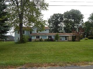 8764 Stoneman Rd, Streetsboro, OH 44241-5870