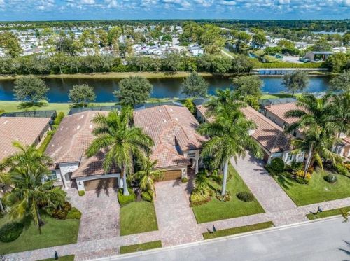 3022 Aviamar Cir, Naples FL  34114-9566 exterior