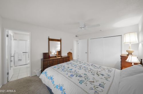 9906 Spruce Dr, Sun City AZ 85351-1958 exterior