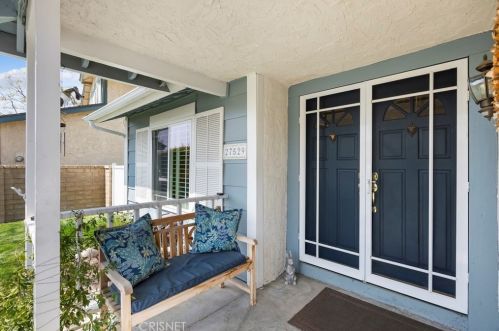 27529 Lovage Ct, Santa Clarita, CA 91350-1619