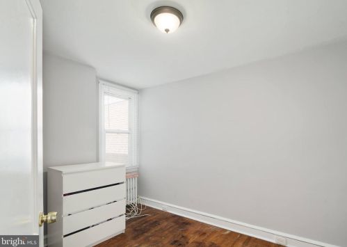 246 Chelten Ave, Philadelphia PA 19144-3803 exterior