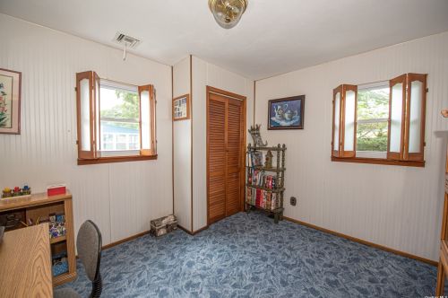 531 Rockaway St, West Islip NY  11795-1417 exterior