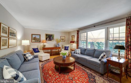 709 Malin Rd, Newtown Square PA  19073-2510 exterior