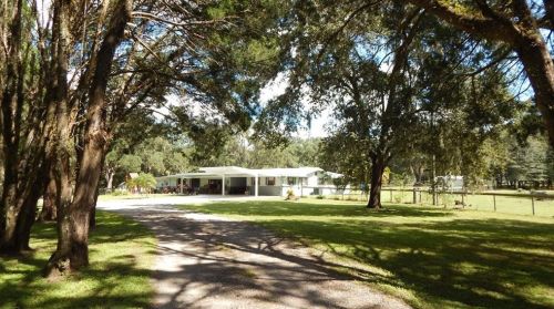 17639 Palamino Lk Dr, Dade City FL 33523-1949 exterior