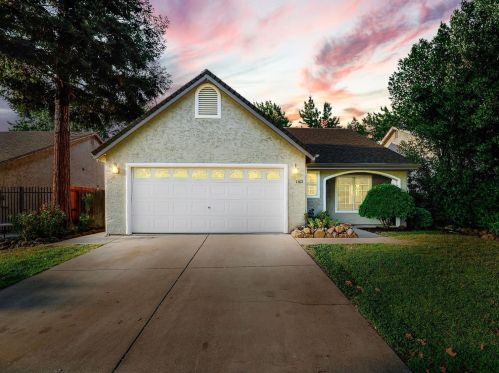 1162 Whitewood Way, Chico CA  95973-1002 exterior