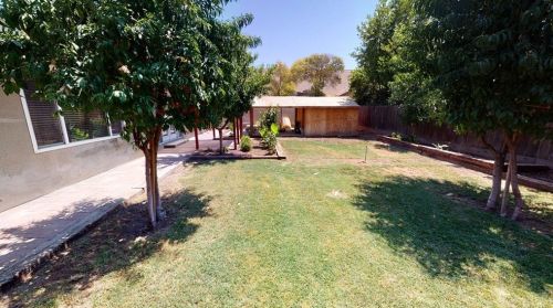 2308 Sunset Ave, Madera CA  93637-2711 exterior