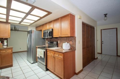 2225 2nd St, Cape Coral FL  33909-2876 exterior