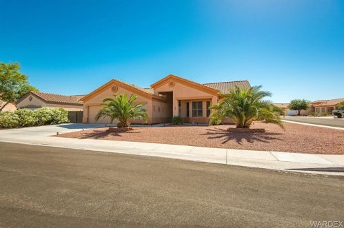 2271 Starflower Trl, Bullhead City, AZ 86442-8690