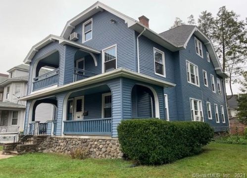 28 Crescent St, Waterbury, CT 06710-1608