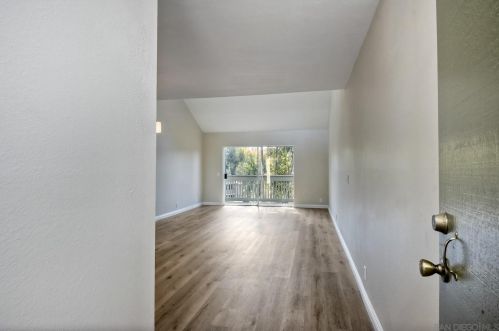 10341 Caminito Covewood, San Diego, CA 92131-2004