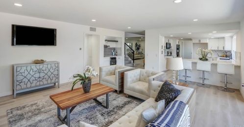 1901 Hacienda Dr, El Cajon CA  92020-1056 exterior