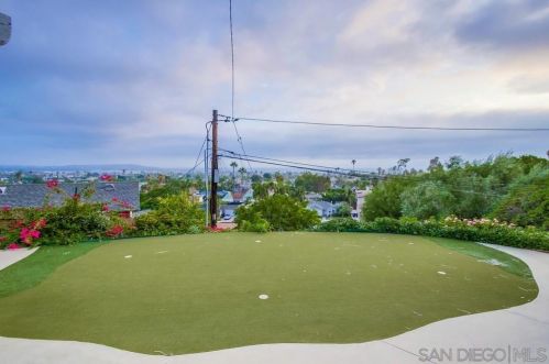 1527 Loring St, San Diego CA  92109-1765 exterior