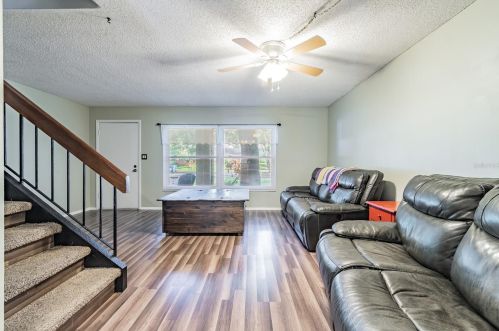 14677 Pine Glen Cir, Lutz FL  33559-3289 exterior