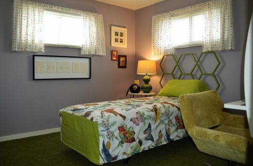 1609 Taylor Ave, New Kensington PA  15068-4134 exterior