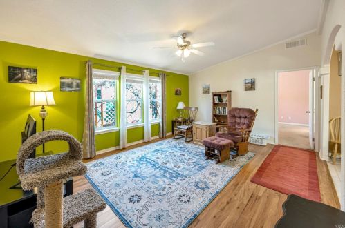 75 Bluejay Dr, Santa Rosa CA  95409-4168 exterior