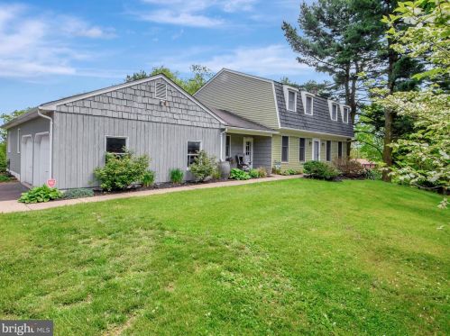 790 Hideaway Ln, Harleysville, PA 19438-2706