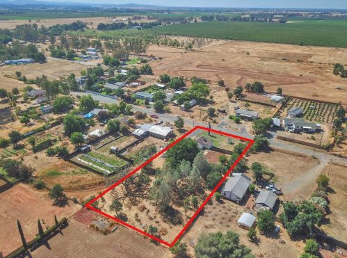 59 Oakwood Ln, Oroville CA  95965-9663 exterior