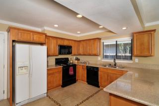 8011 Grandstaff Dr, Sacramento CA  95823-5310 exterior