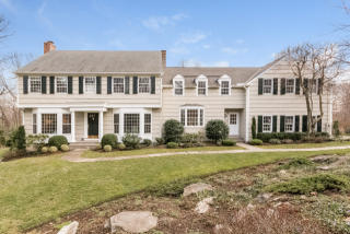 16 Settlers Trl, Tokeneke CT  06820-5531 exterior