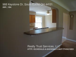 988 Keystone Dr, Cleveland OH  44121-2471 exterior