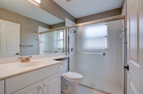 7038 Haviland Cir, Boynton Beach FL  33437-6472 exterior