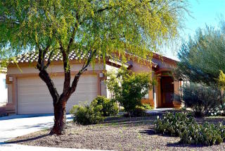 5662 Shady Grove Dr, Tucson, AZ 85742-8140