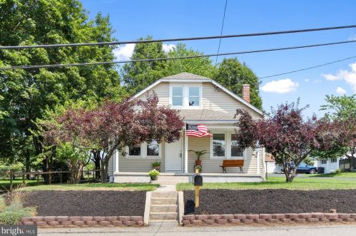 259 Jackson St, Spring Grove, PA 17362-1113
